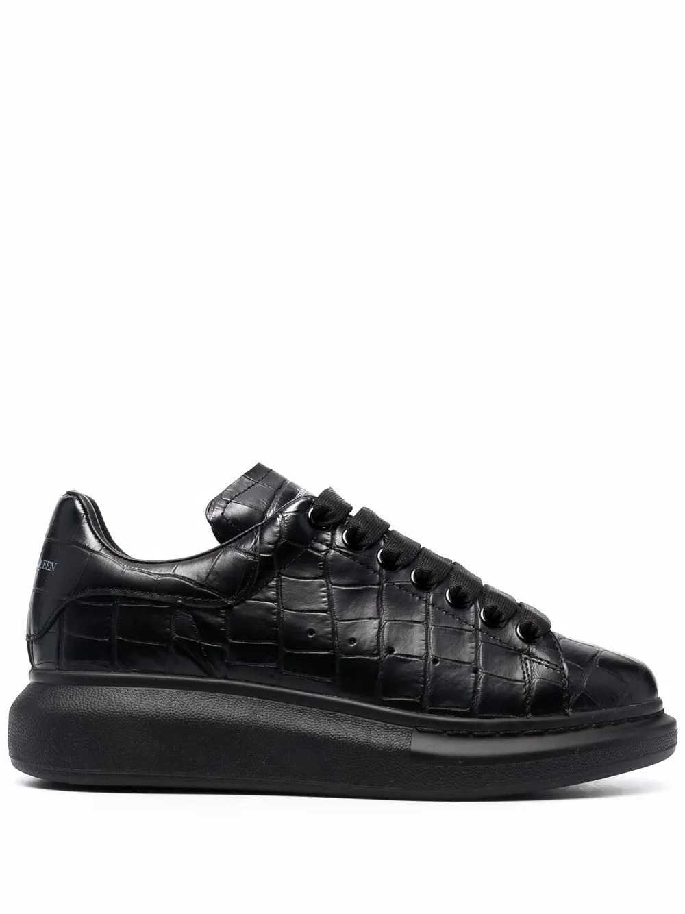 фото Alexander mcqueen кроссовки с тиснением под кожу крокодила