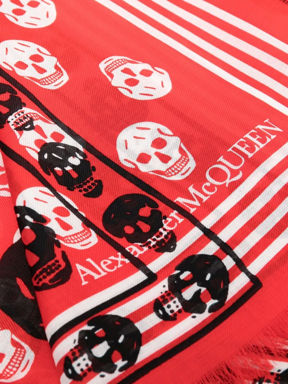 фото Alexander mcqueen платок с принтом skull