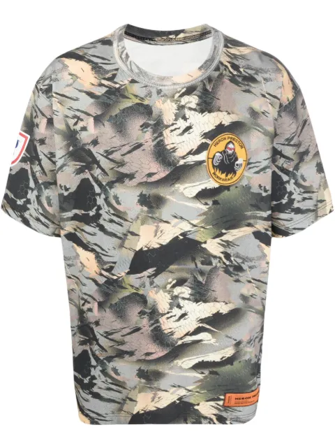 Heron Preston playera con estampado militar