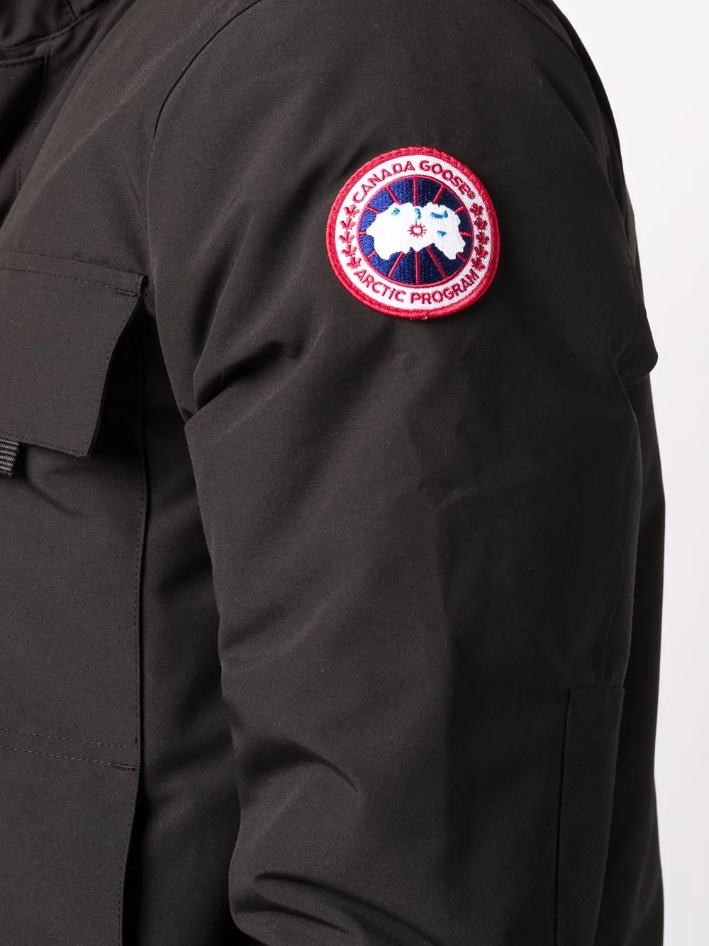 фото Canada goose пуховик с нашивкой-логотипом