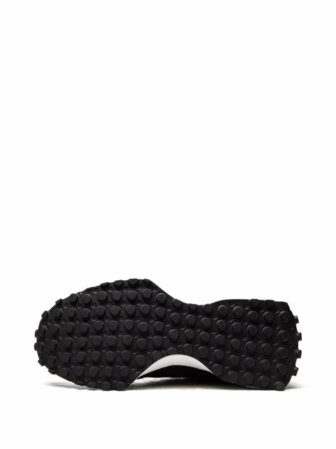 New Balance black 327 low-top sneakers for men | MS327MM1 at Farfetch.com
