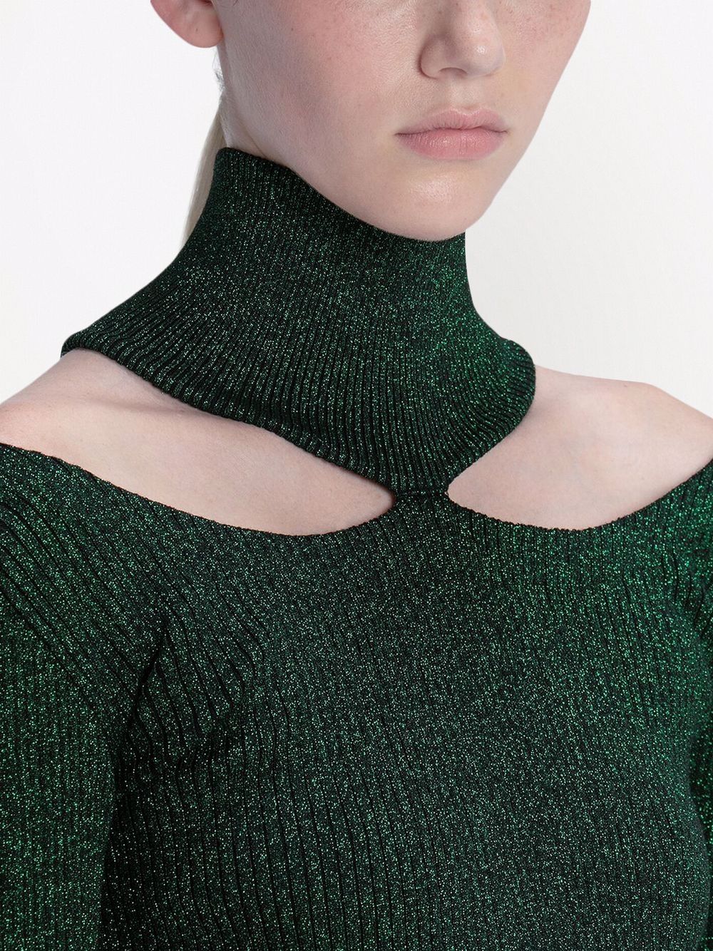 фото Christopher kane cut out shoulder sweater