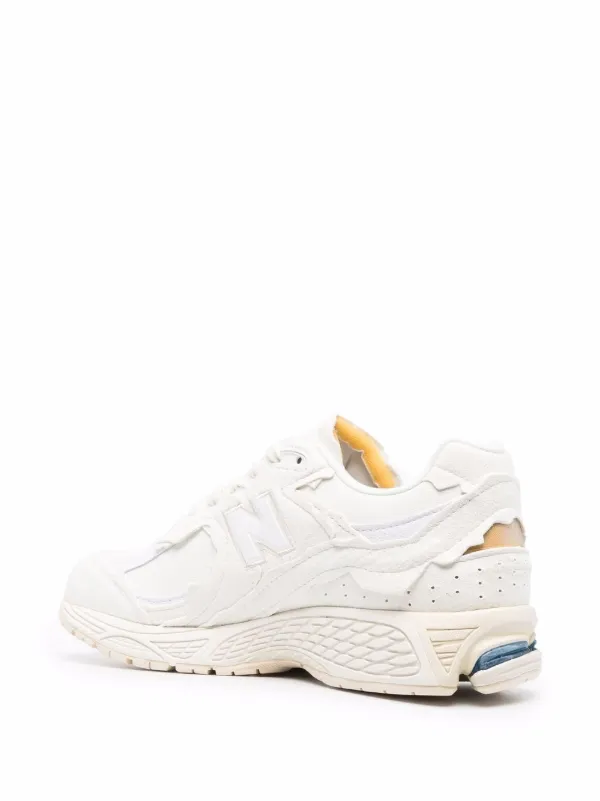 New Balance 2002R Protection Pack Sneakers | White | FARFETCH IL