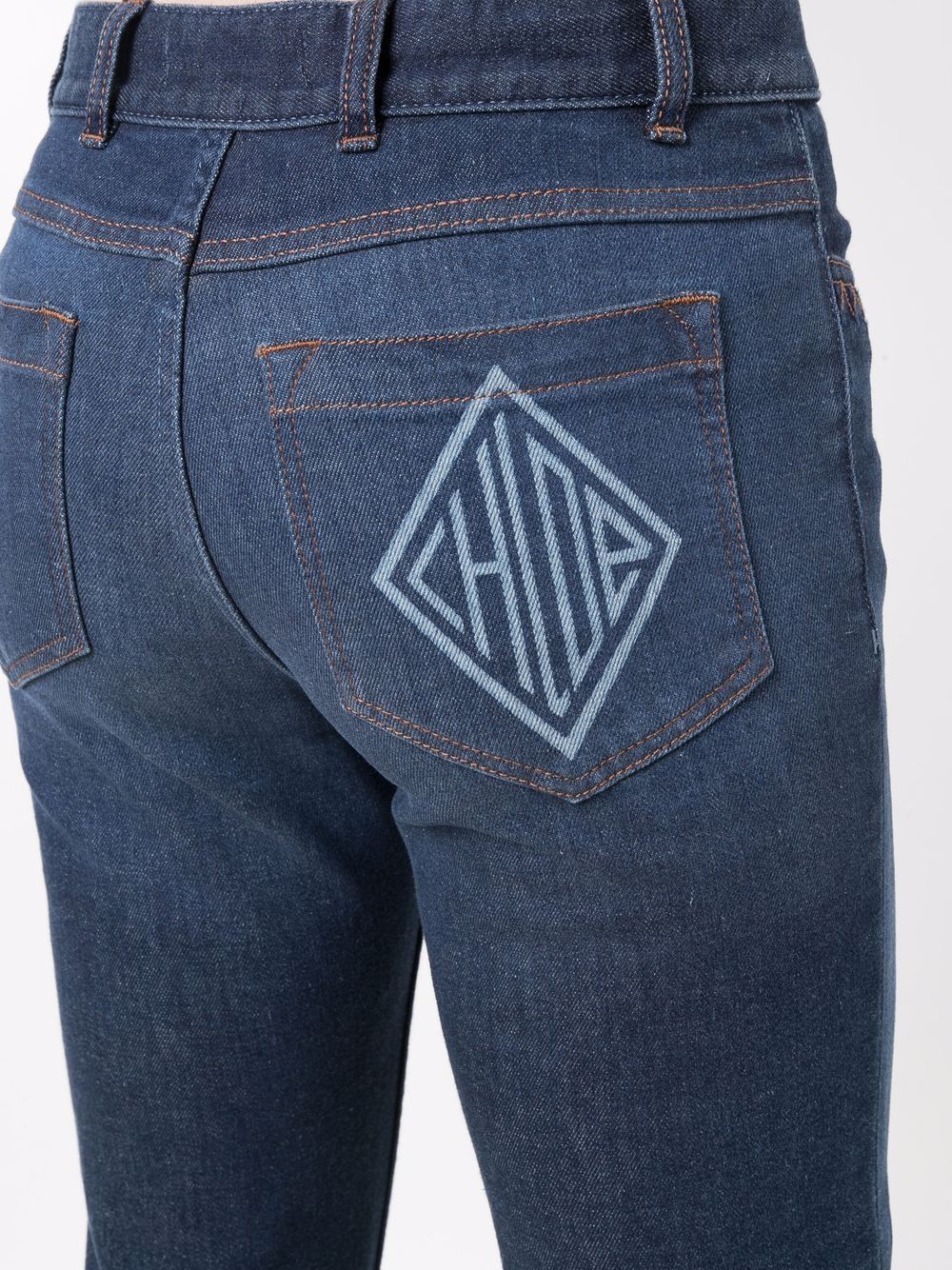 фото Chloé укороченные джинсы с завышенной талией и логотипом