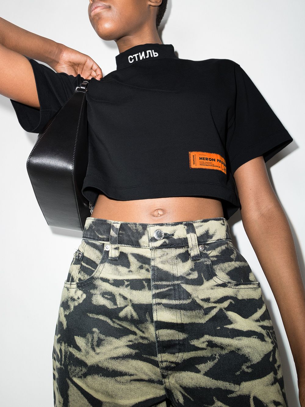 фото Heron preston стиль logo-embroidered cropped t-shirt