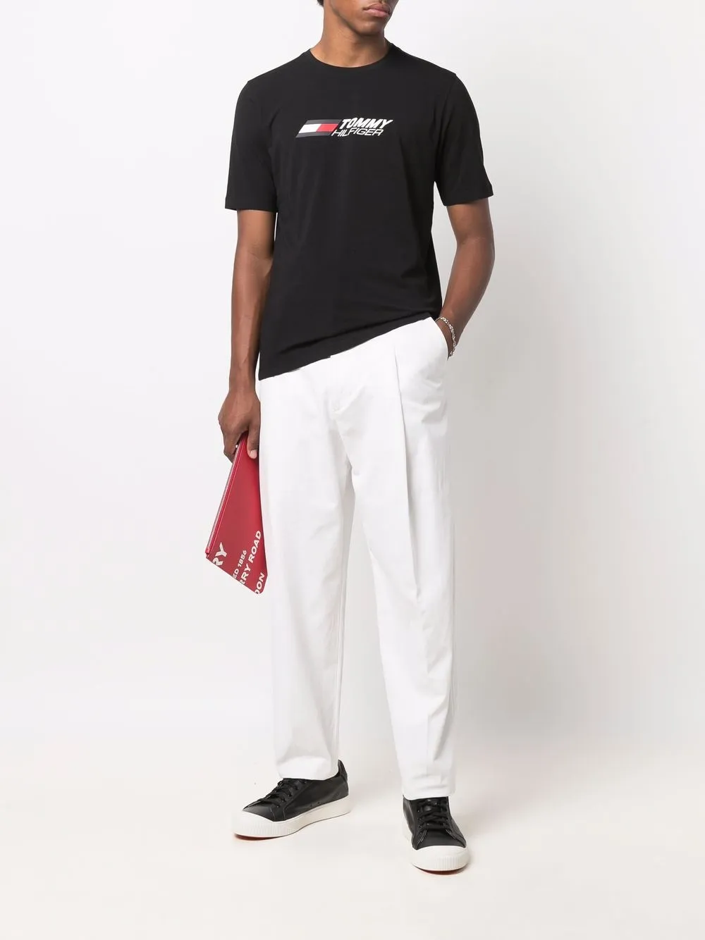 фото Tommy hilfiger футболка с логотипом