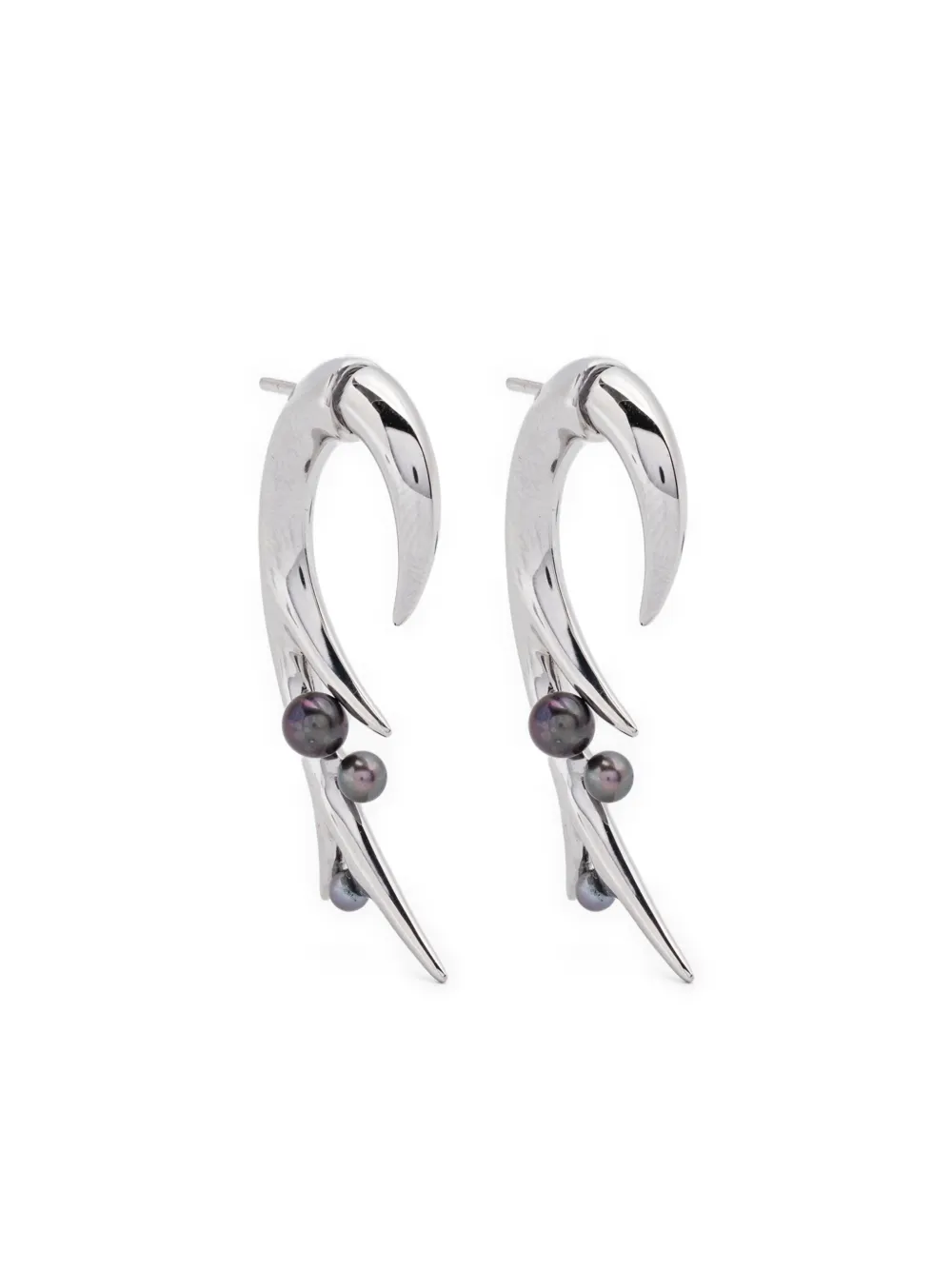 Shaun Leane large hooked black pearl earrings - シルバートーン Shaun Leane large hooked black pearl earrings - シルバートーン