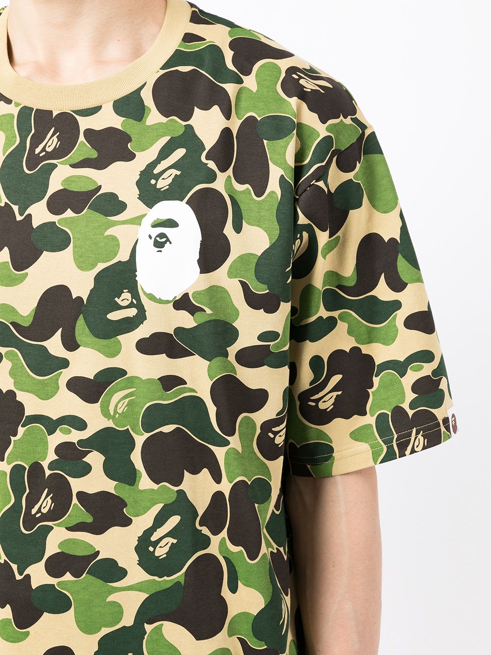 фото A bathing ape® футболка с камуфляжным принтом и логотипом