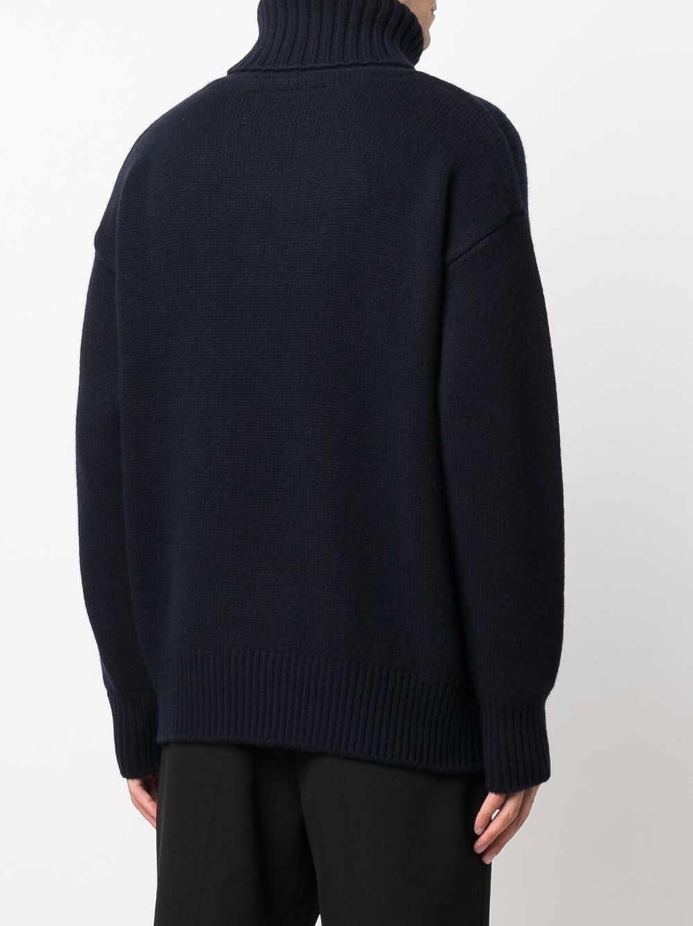 фото Extreme cashmere кашемировый свитер oversize c высоким воротником