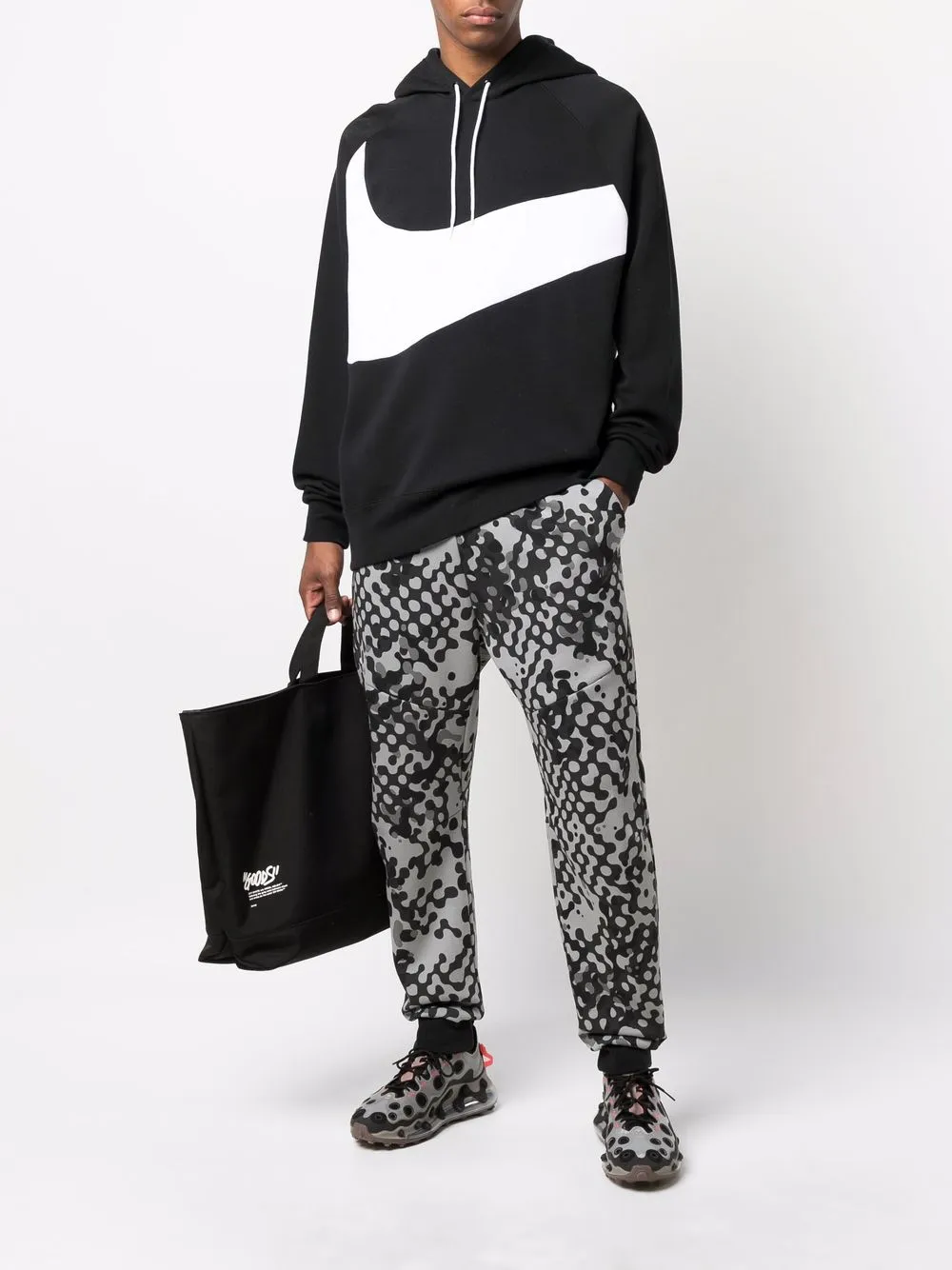фото Nike худи с логотипом swoosh