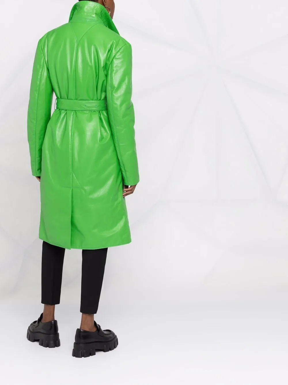 фото Bottega veneta однобортное кожаное пальто с поясом