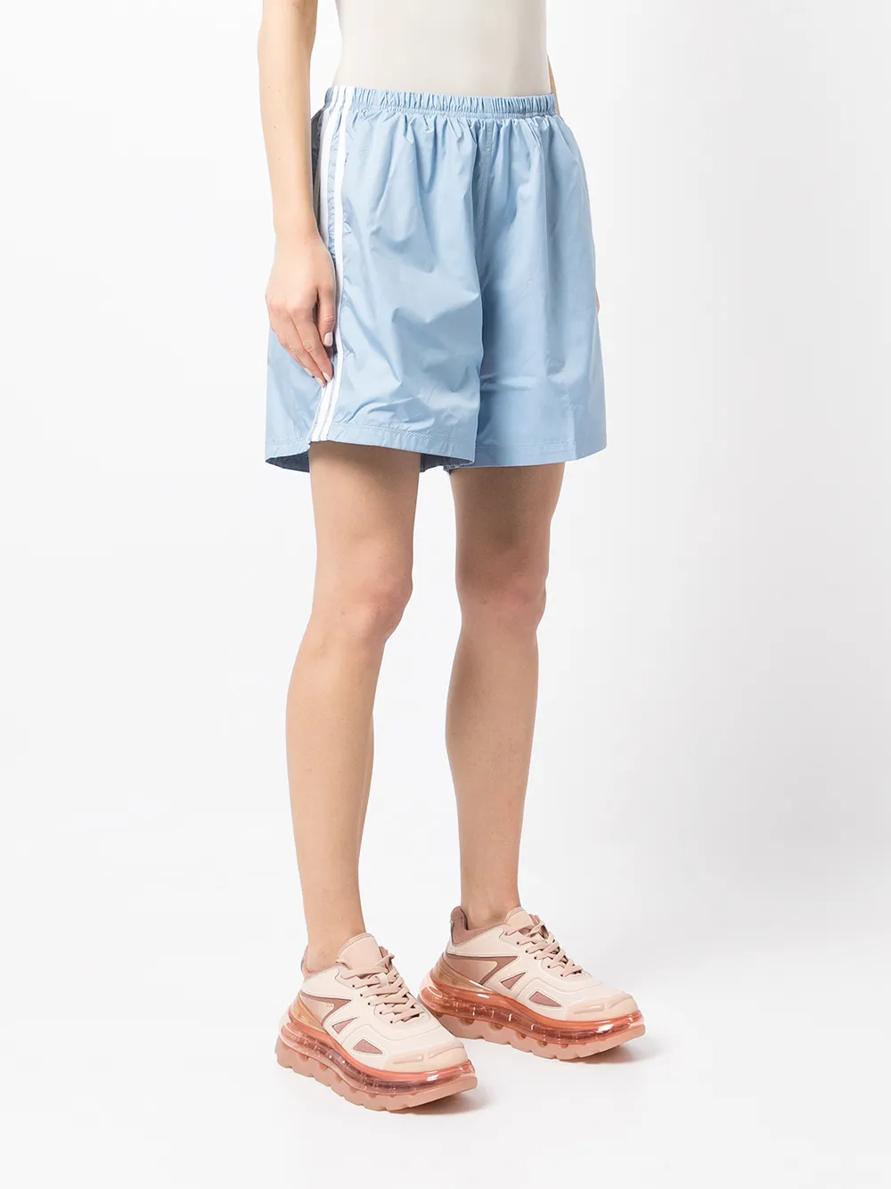 фото Adidas спортивные шорты с логотипом