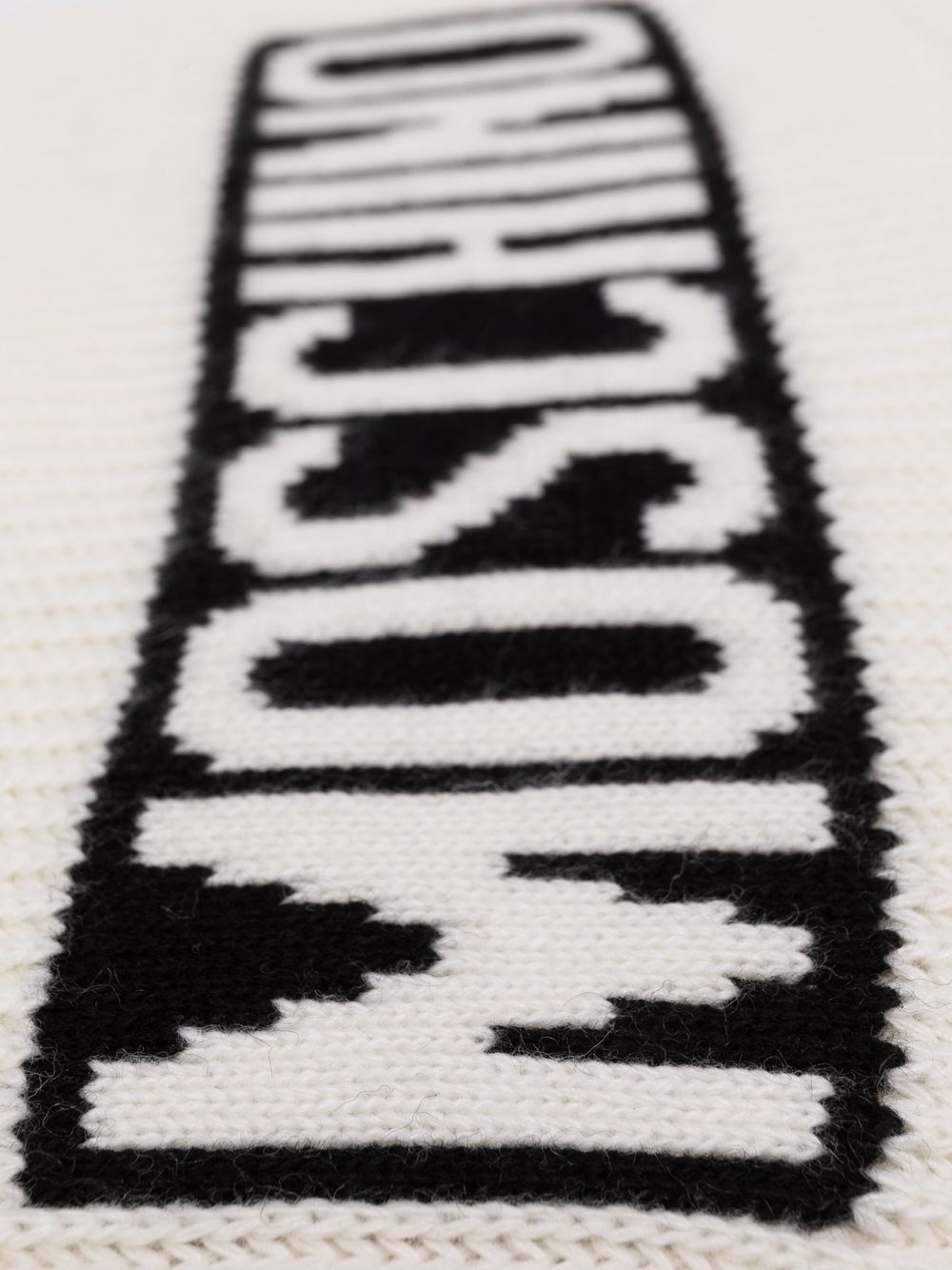 фото Moschino шарф в рубчик с логотипом