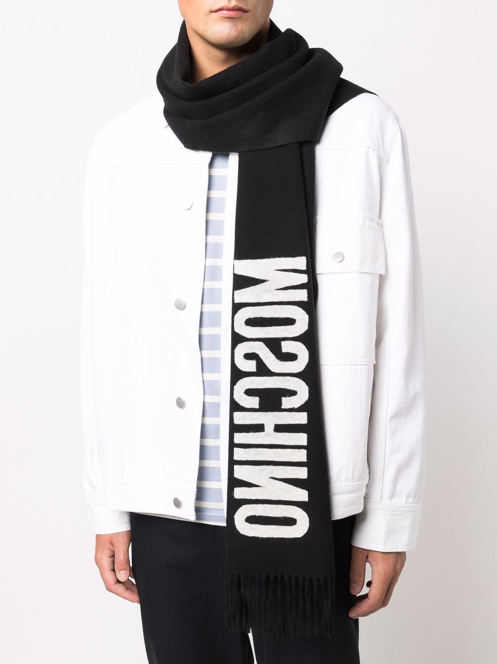 фото Moschino шарф с логотипом