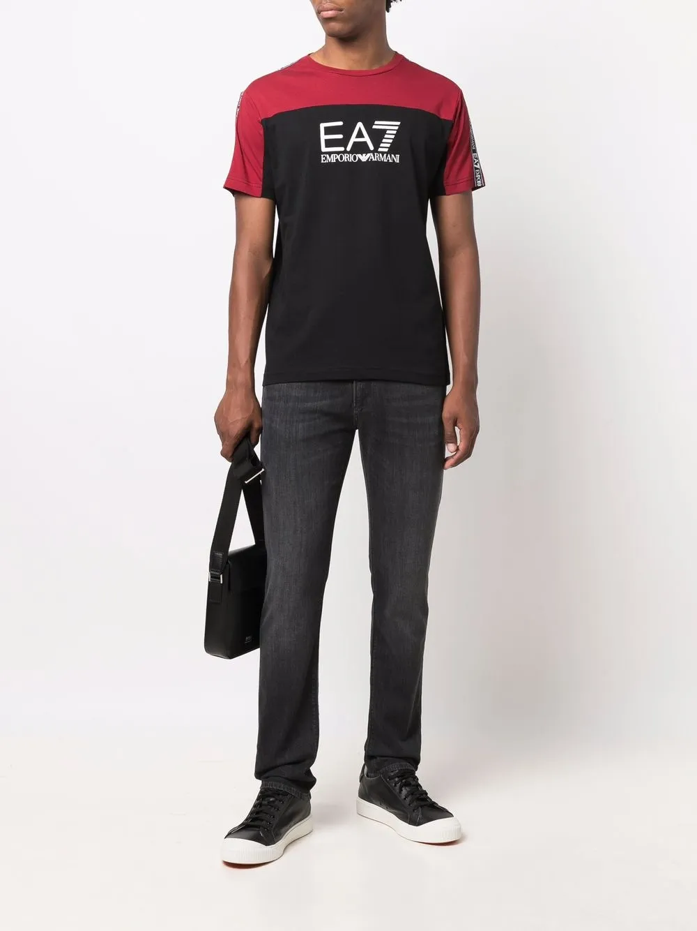 фото Ea7 emporio armani футболка с логотипом