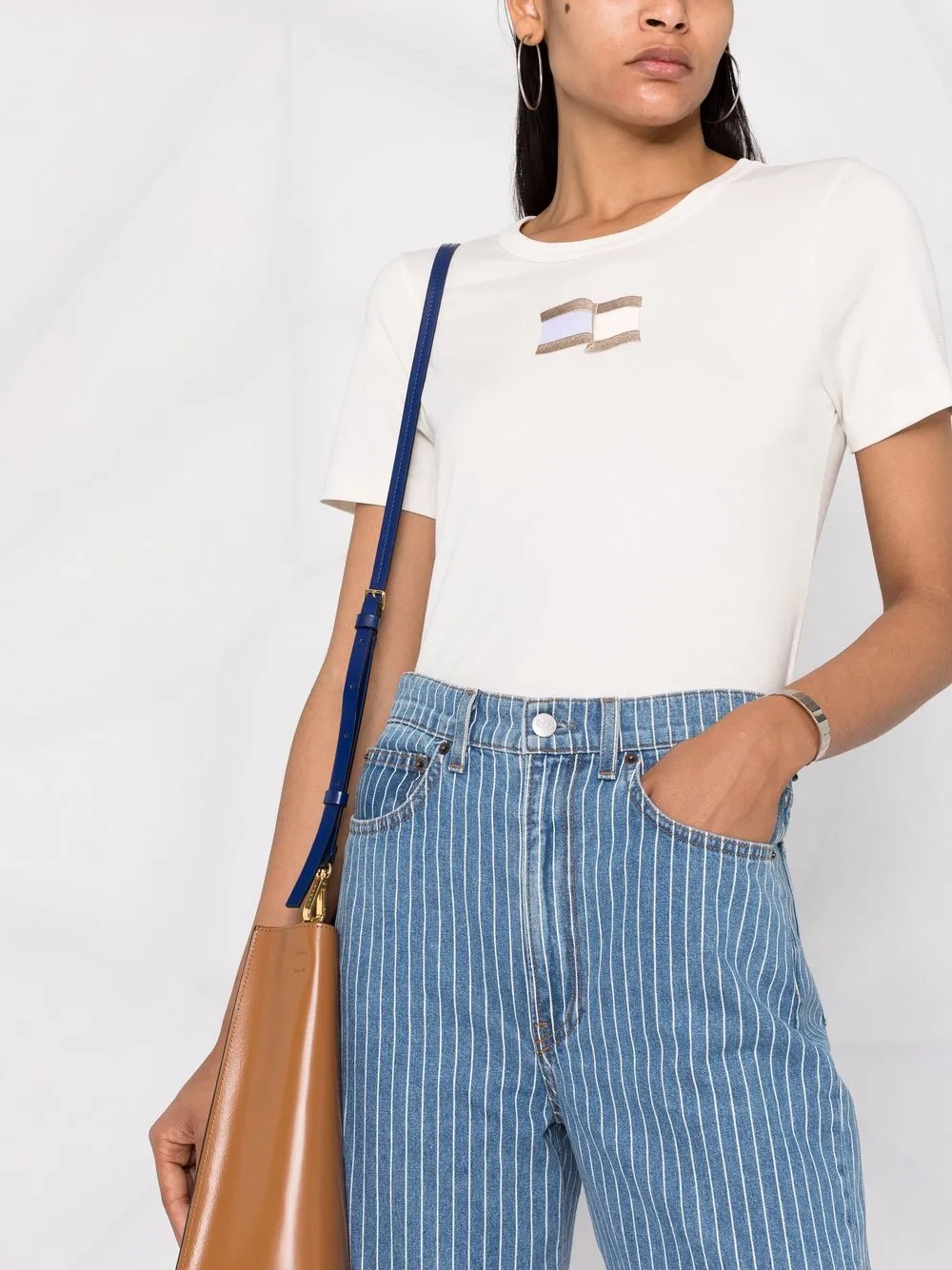 фото Tommy hilfiger футболка с нашивкой-логотипом