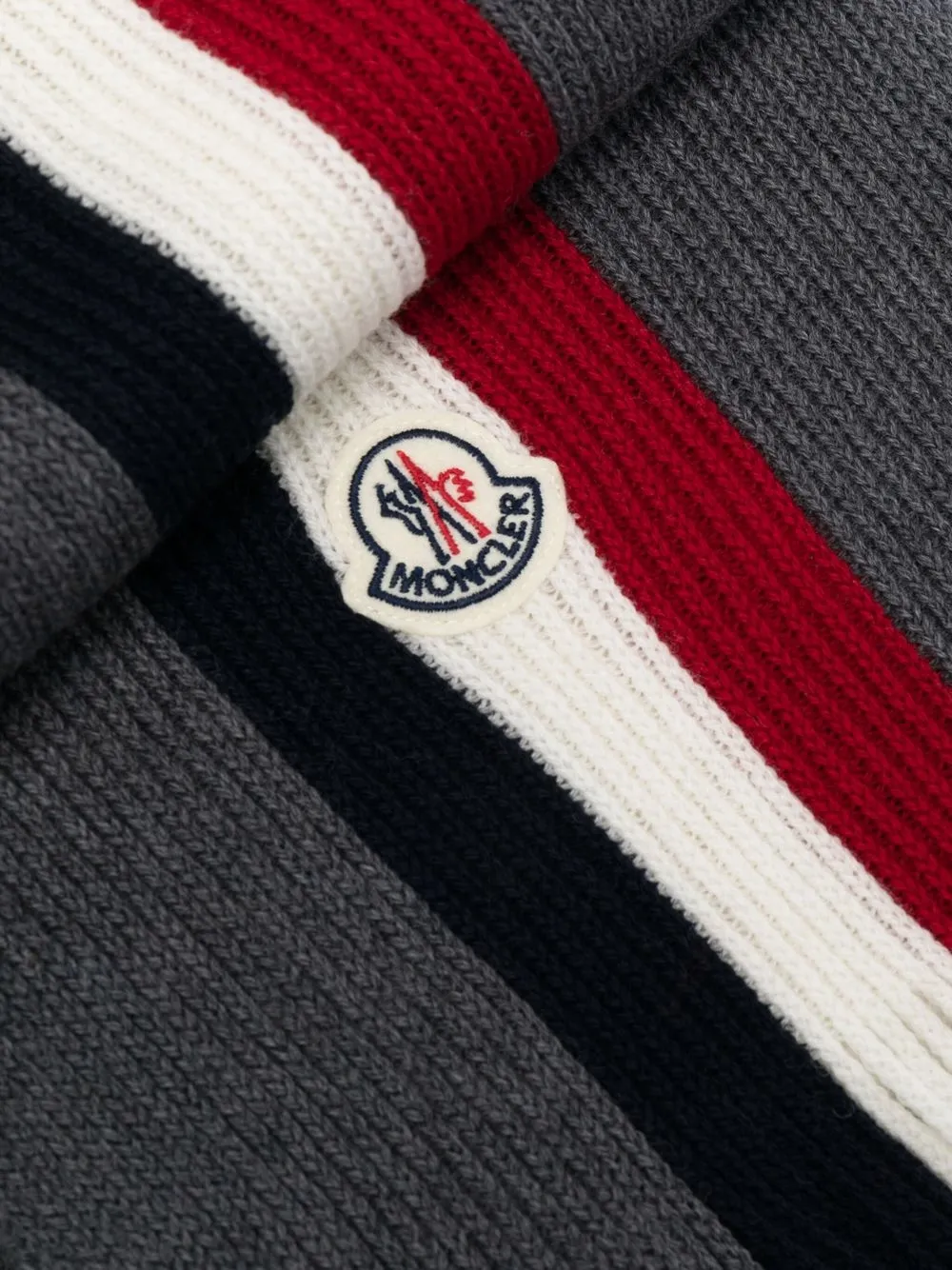 фото Moncler шарф с логотипом