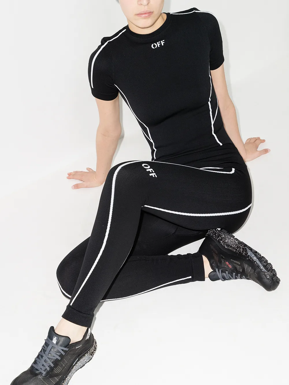 фото Off-white спортивный топ athleisure
