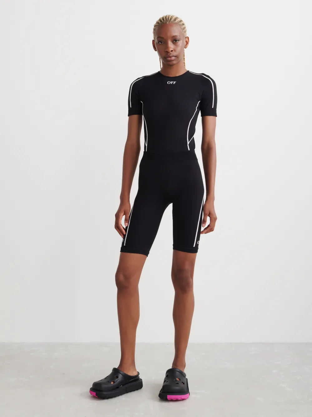 ATHL OFF STAMP SEAML SHORTS
