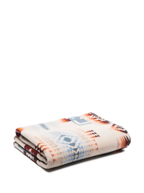Pendleton jacquard wool blanket
