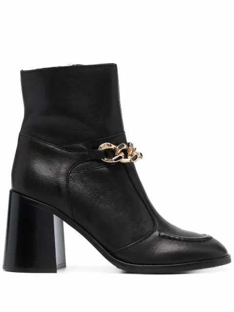 See by Chloé Bota com detalhe de corrente
