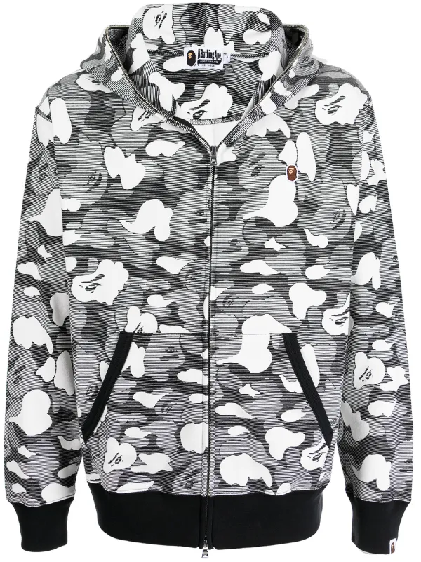 BATHING APE® camouflage-print jacket 