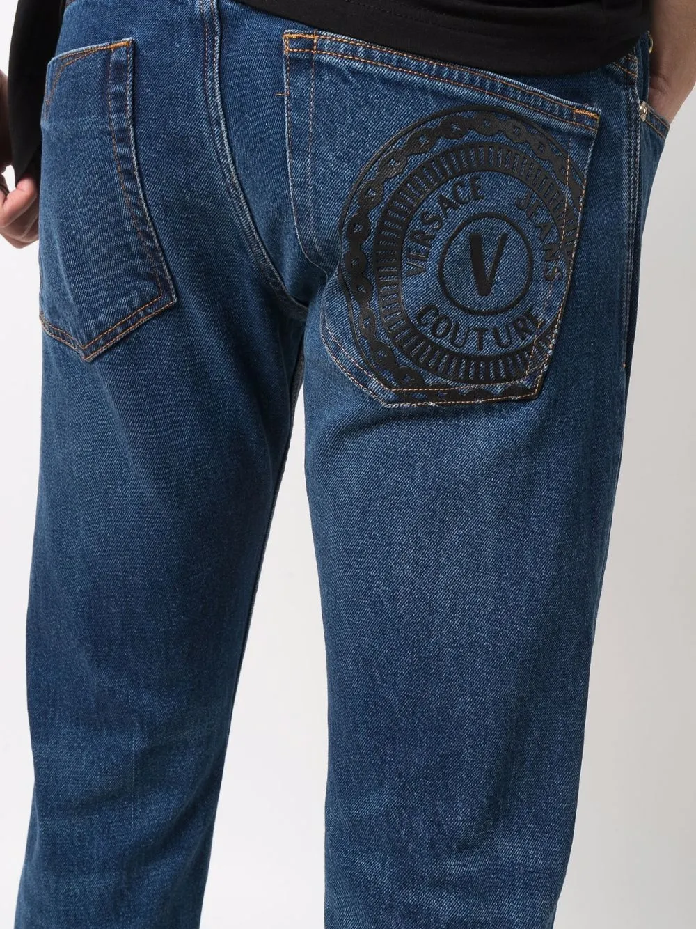 фото Versace jeans couture прямые джинсы с вышитым логотипом