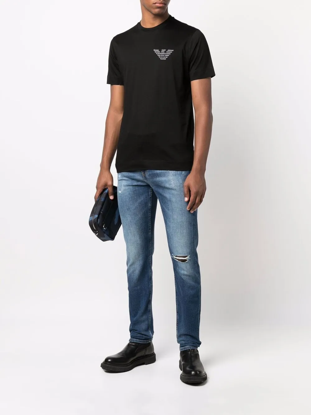 фото Emporio armani футболка с вышитым логотипом