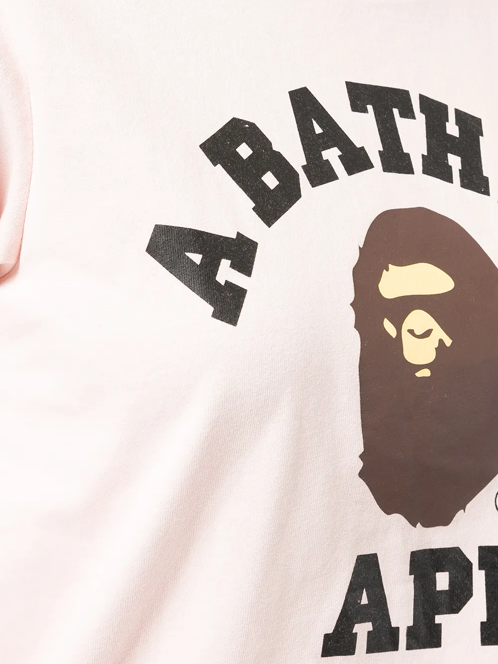 фото A bathing ape® футболка college