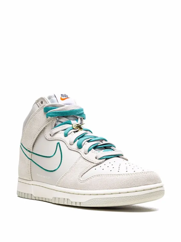 nike dunk se first use