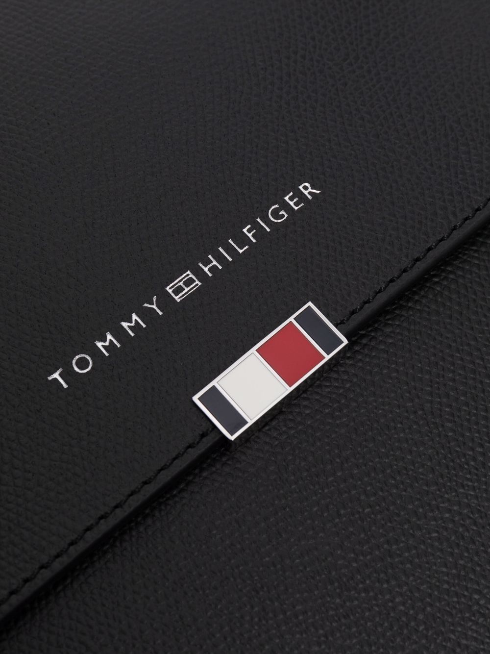 фото Tommy hilfiger портфель th business