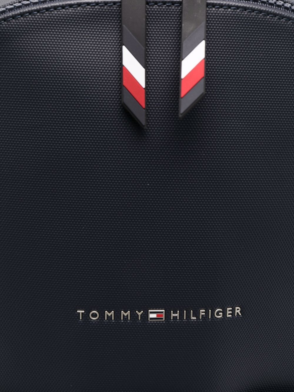 фото Tommy hilfiger рюкзак essential с логотипом