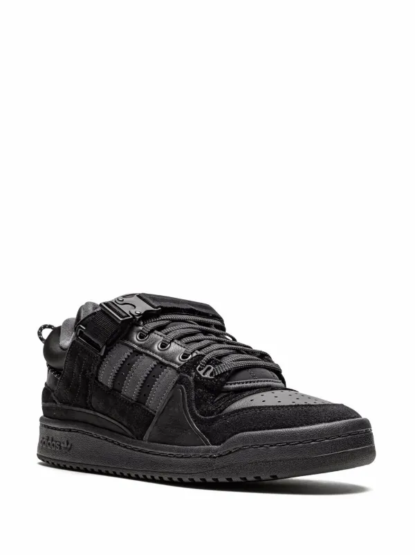 Adidas x Bad Bunny Forum Buckle Low 板鞋- Farfetch