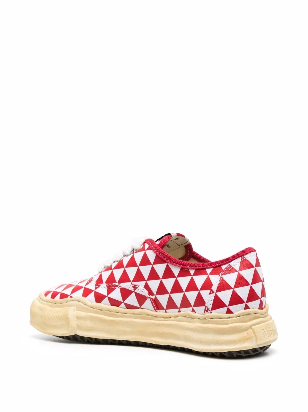 фото Maison mihara yasuhiro geometric-print low-top sneakers