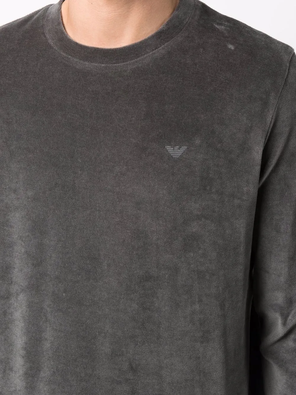 фото Emporio armani футболка с вышитым логотипом