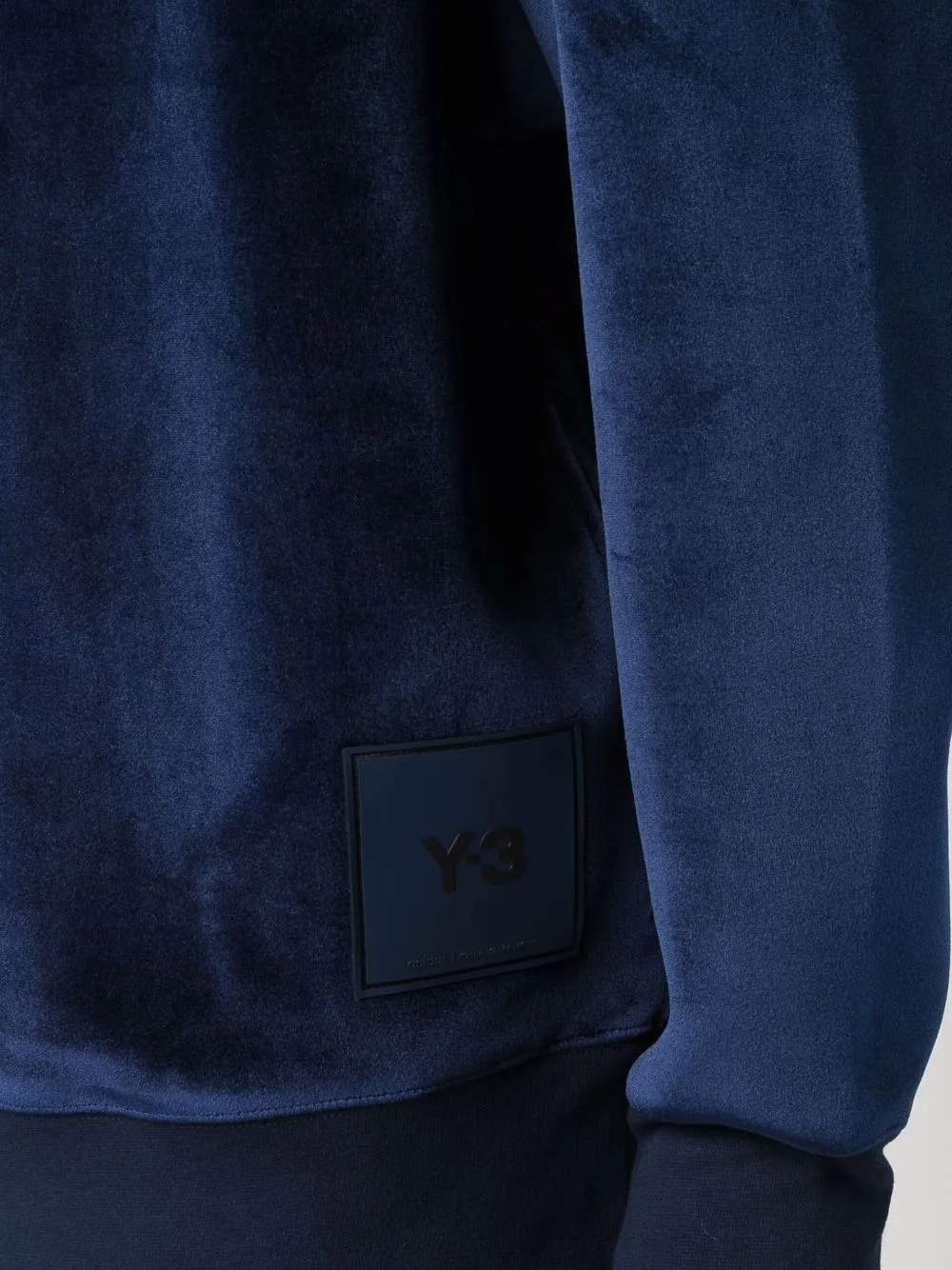 фото Y-3 бархатная толстовка с нашивкой-логотипом