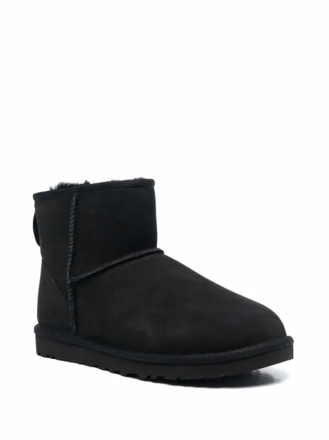 ugg classic mini noir
