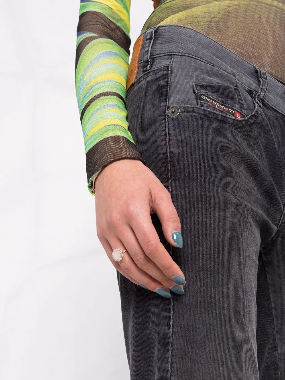 фото Diesel укороченные джинсы d-ebbey