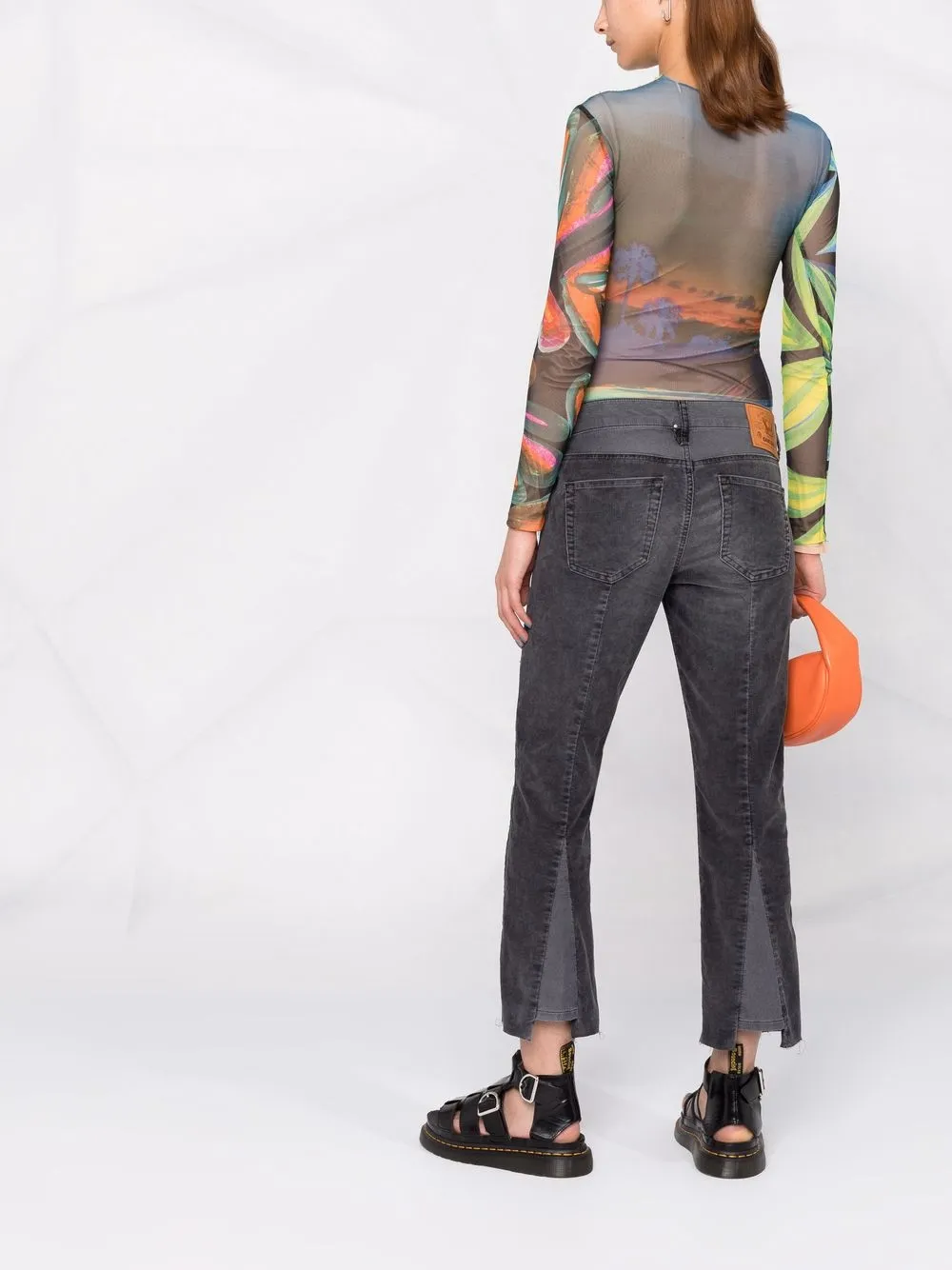 фото Diesel укороченные джинсы d-ebbey