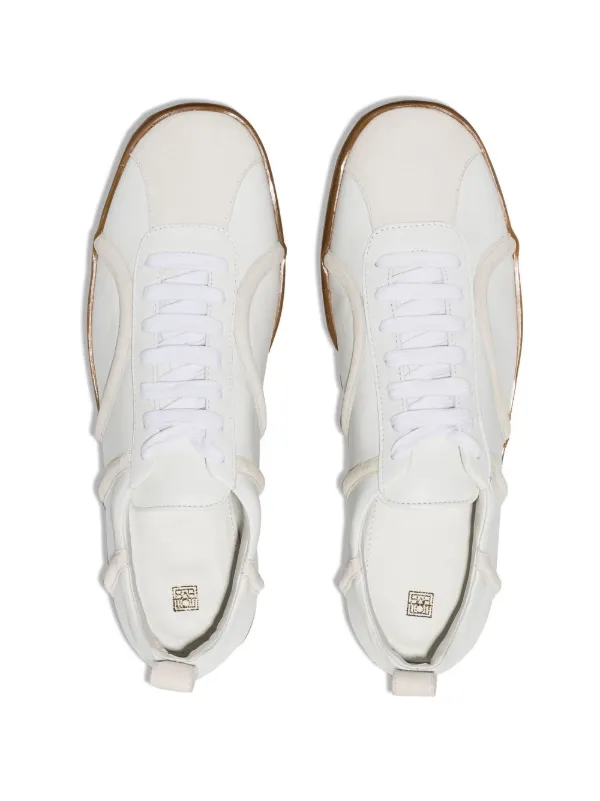 【TOTEME】レザースニーカー オフホワイト TOTEME The Leather low-top Sneakers | White | FARFETCH