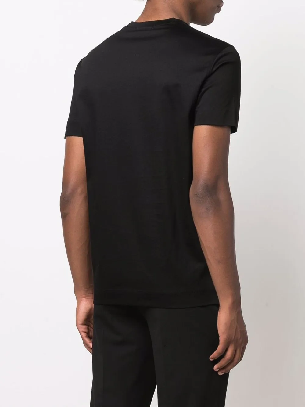 фото Emporio armani футболка с логотипом