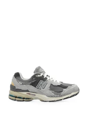 New Balance 2002R “Grey/Black” スニーカー | グレー | FARFETCH JP