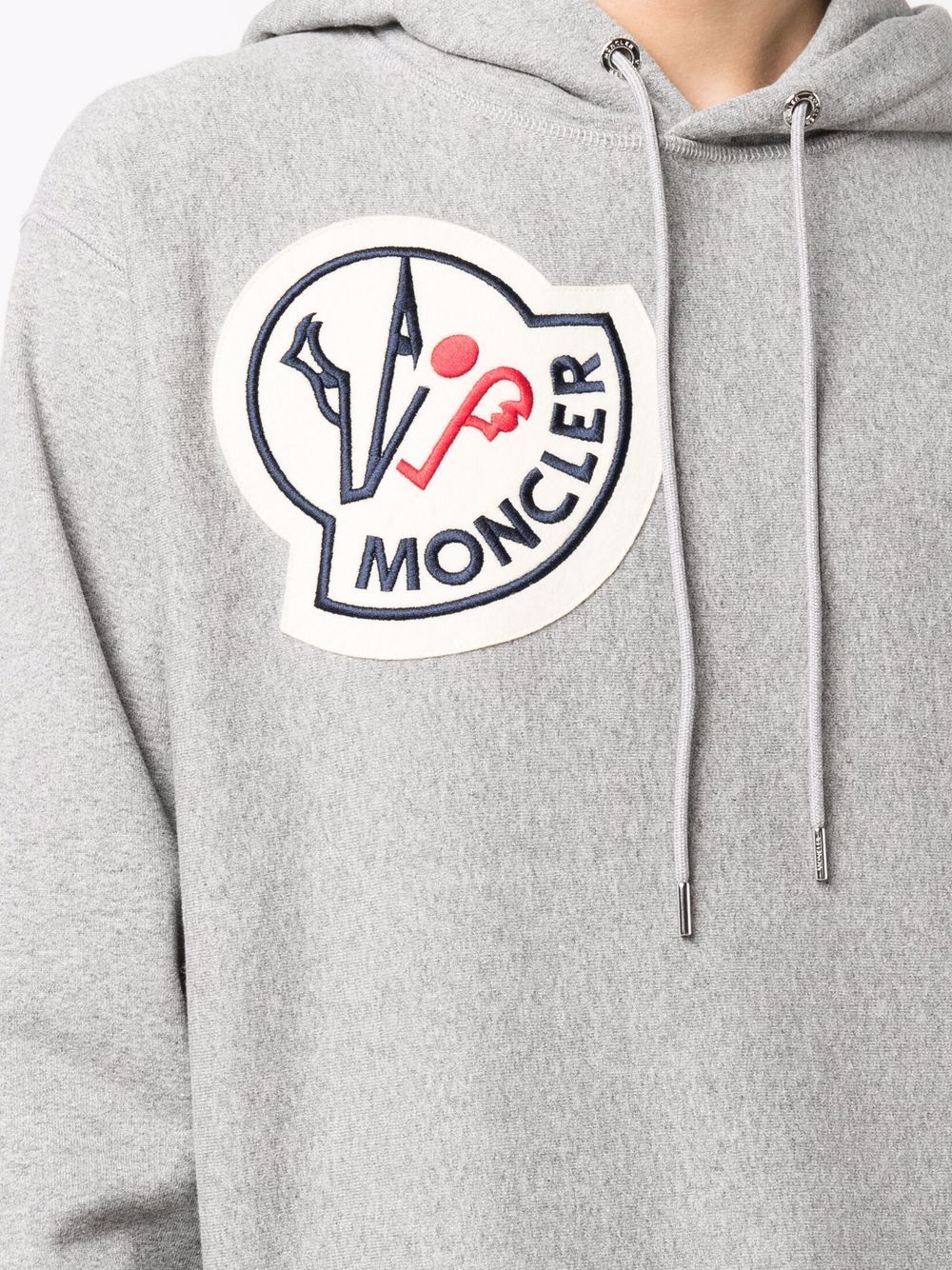 фото Moncler худи с кулиской и нашивкой-логотипом