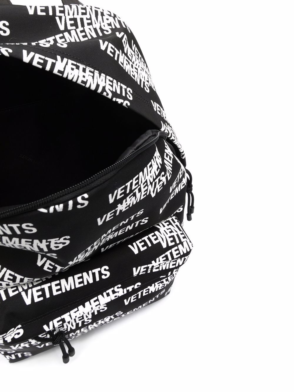 фото Vetements рюкзак с логотипом