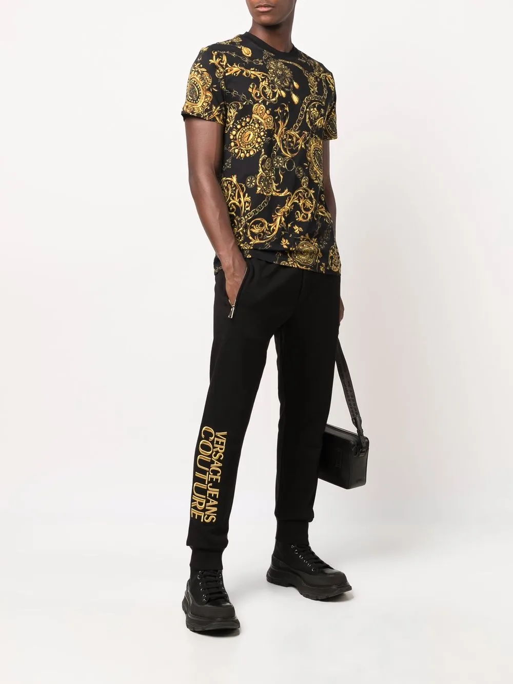 фото Versace jeans couture футболка с принтом regalia baroque