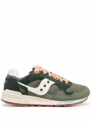 cheap saucony trainers