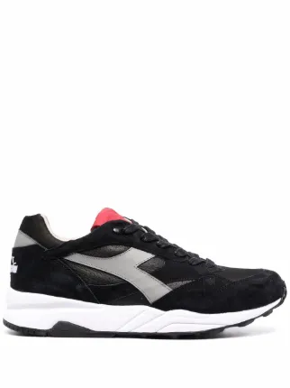 diadora black trainers