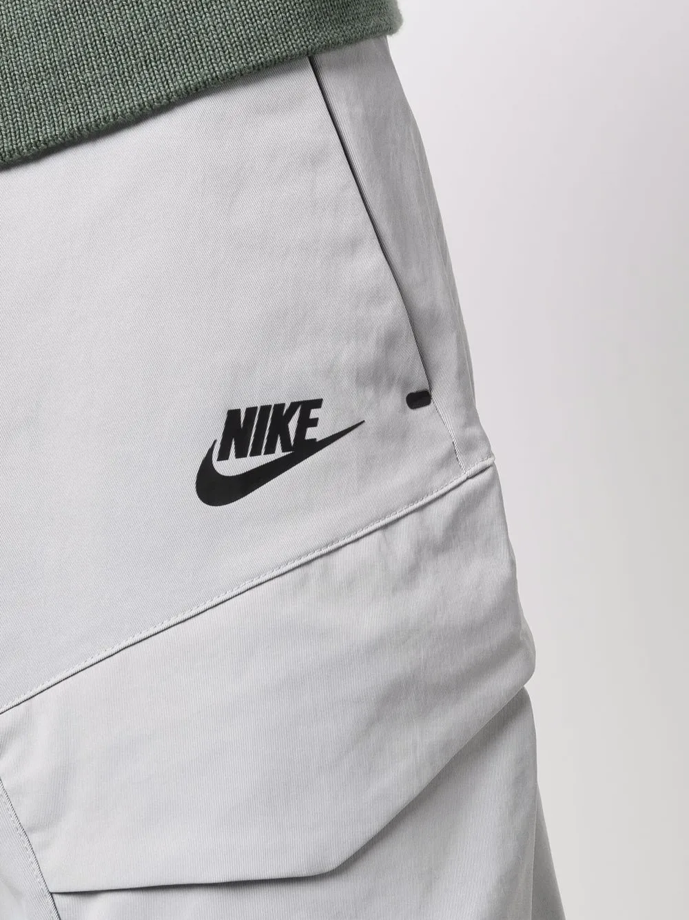 фото Nike брюки sportswear tech essentials