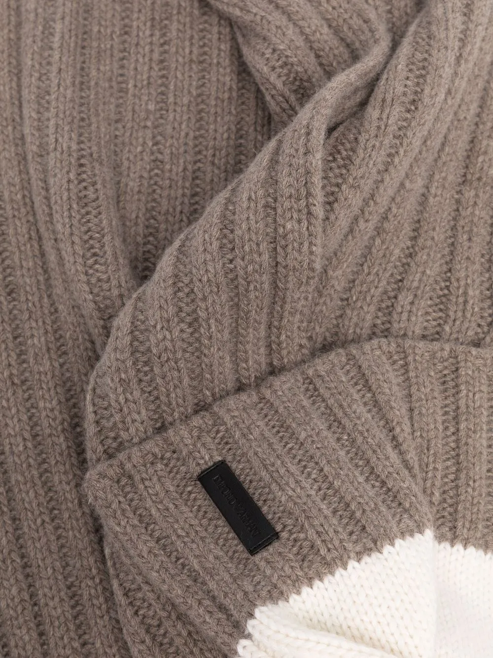фото Emporio armani шарф с контрастными полосками