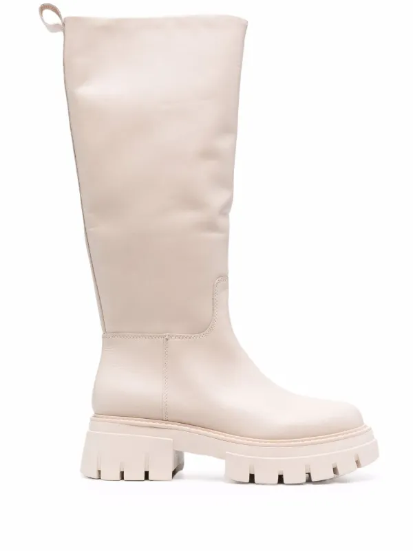 Lucky boots shop